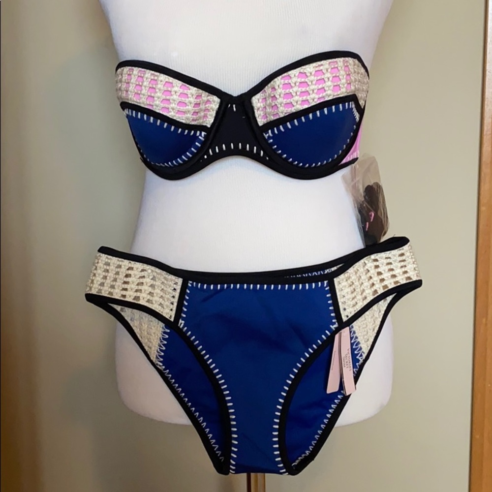 Victoria’s Secret flirt bandeau bikini